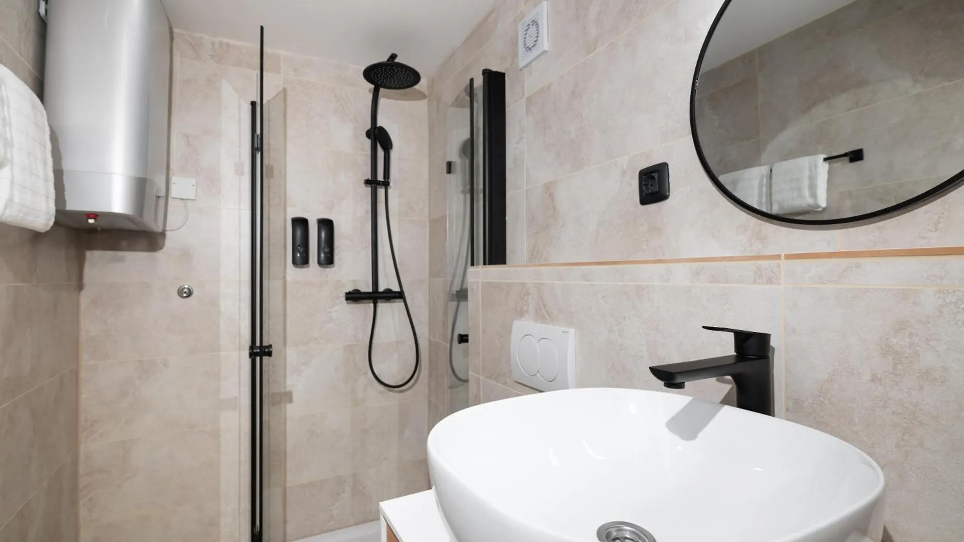 Green Room And Apartment Zadar