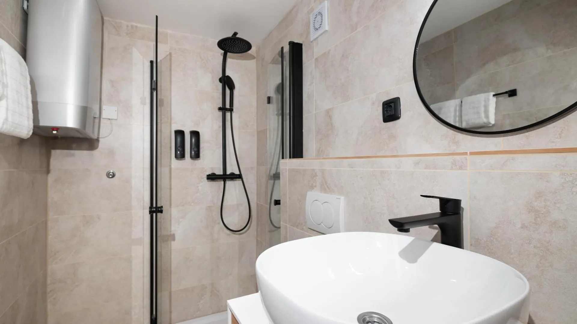 Green Room And Apartment Zadar Croacia